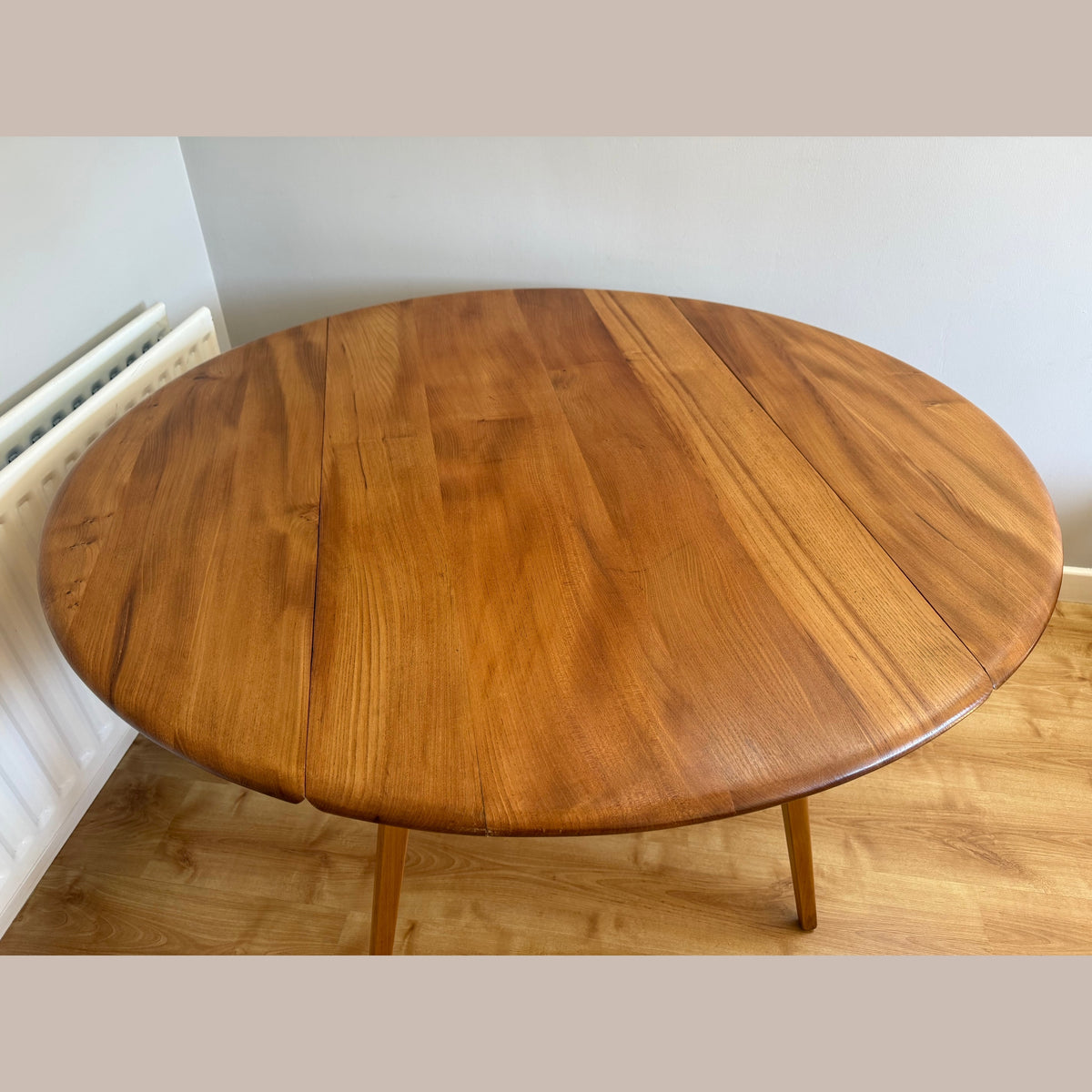 Vintage Ercol Model 304 Drop leaf dining table