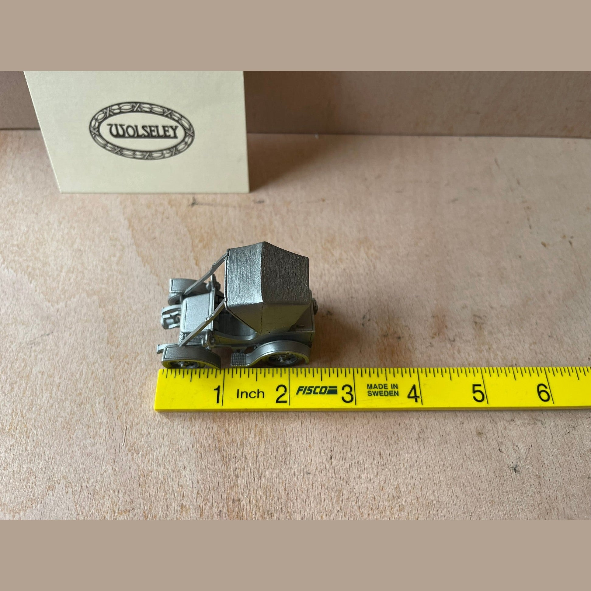 Danbury mint pewter cars 1904 Wolseley 6hp