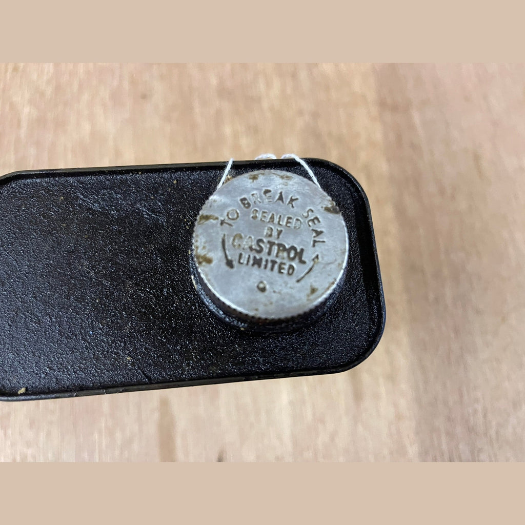 Vintage 1 quart Castrol Girling oil tin can