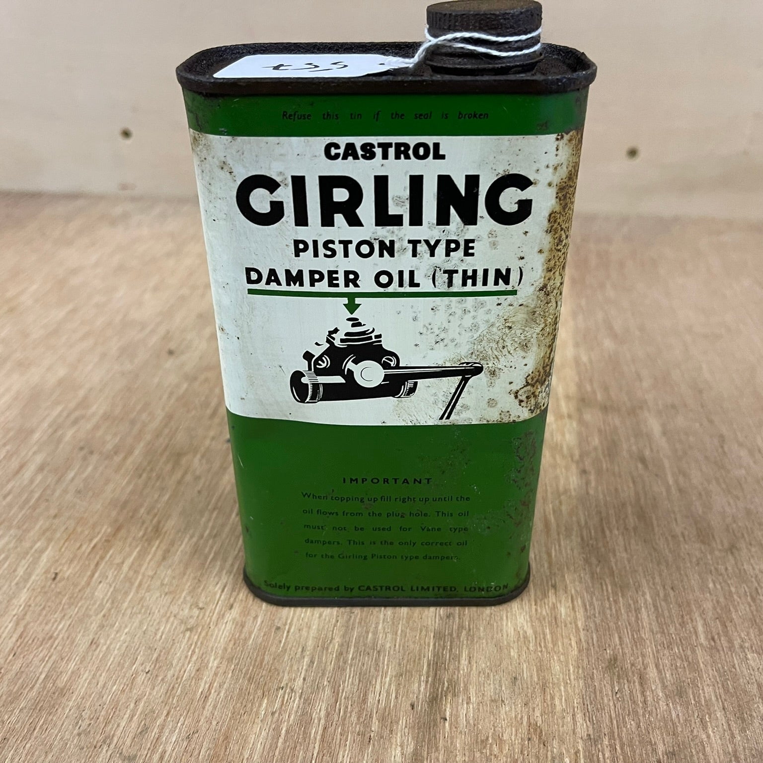 Vintage Castrol Girling oil can. 1 Pint