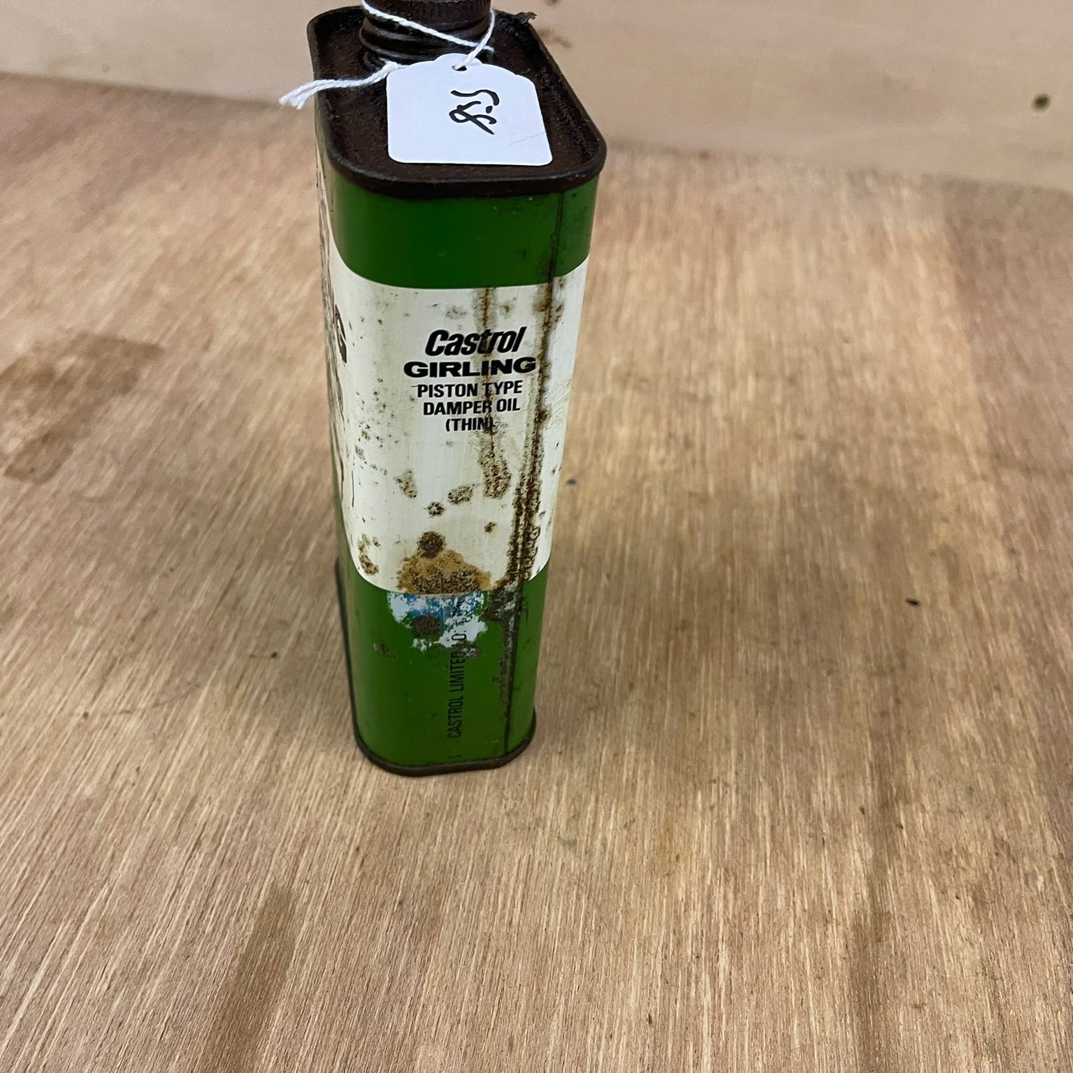 Vintage Castrol Girling oil can. 1 pint