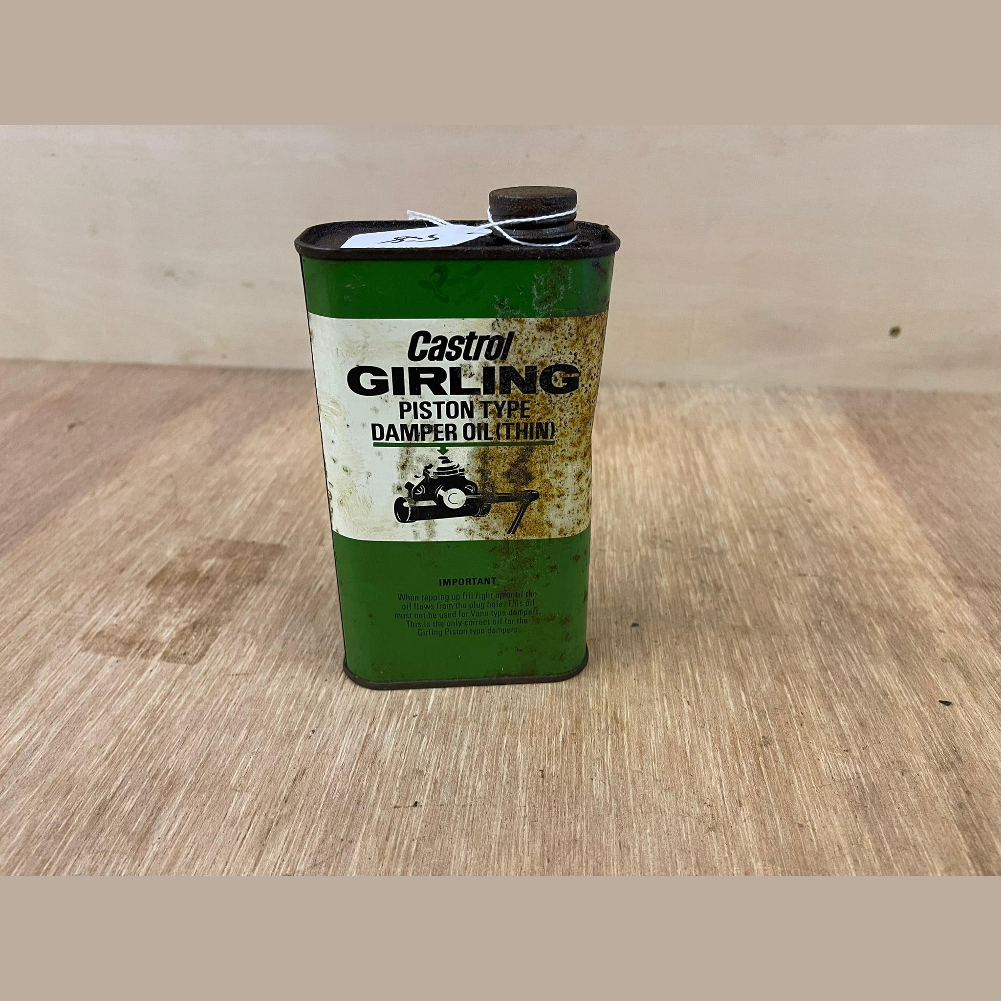Vintage Castrol Girling oil can. 1 pint