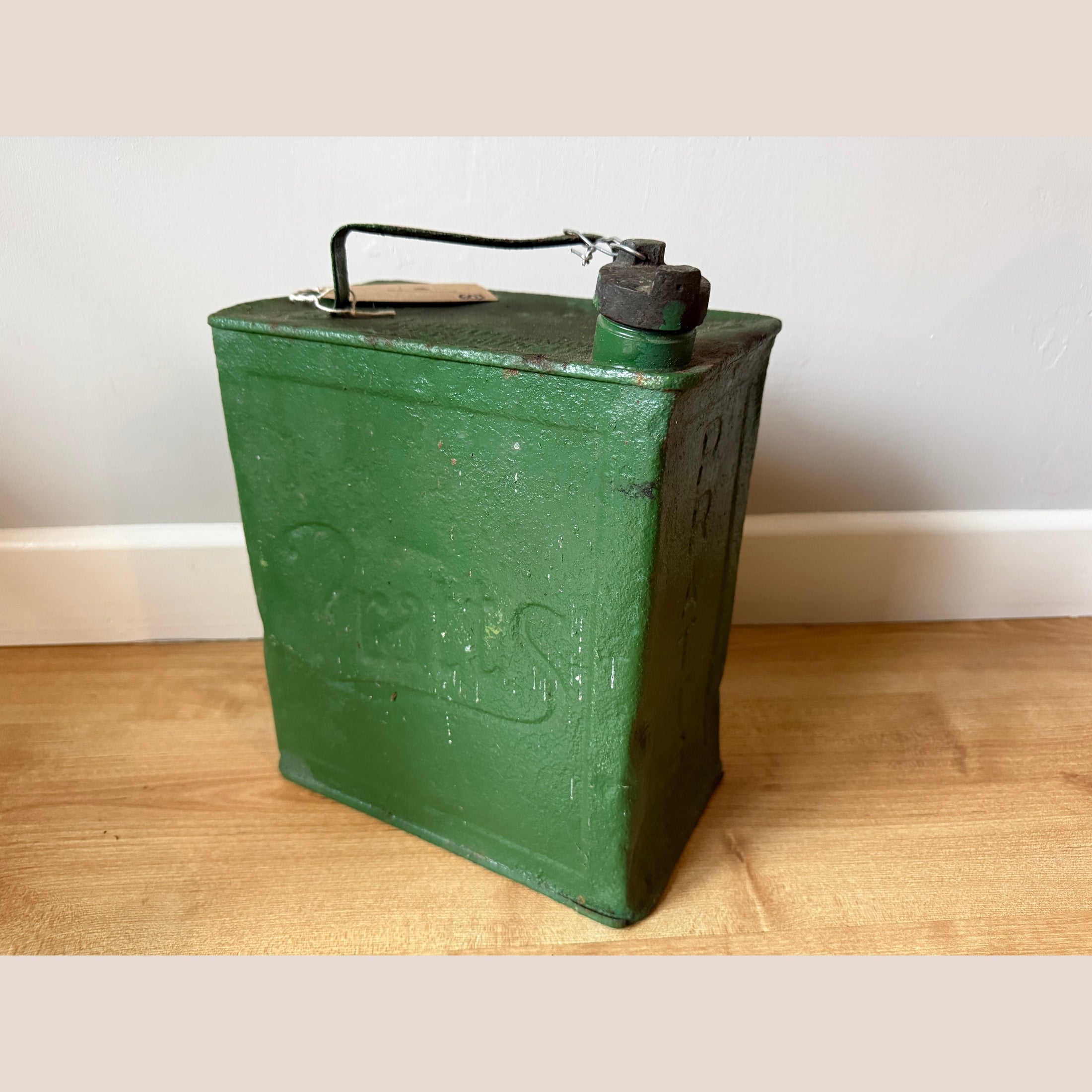 Vintage Pratts 1930s fuel can