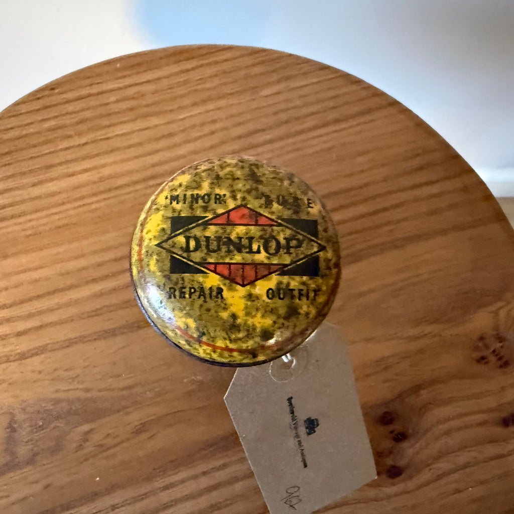 Vintage Dunlop tin, Minor tube repair kit