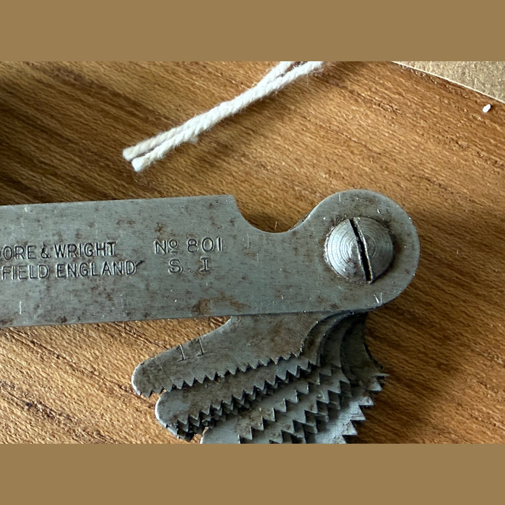 Vintage M+W screw pitch Gauge No 501