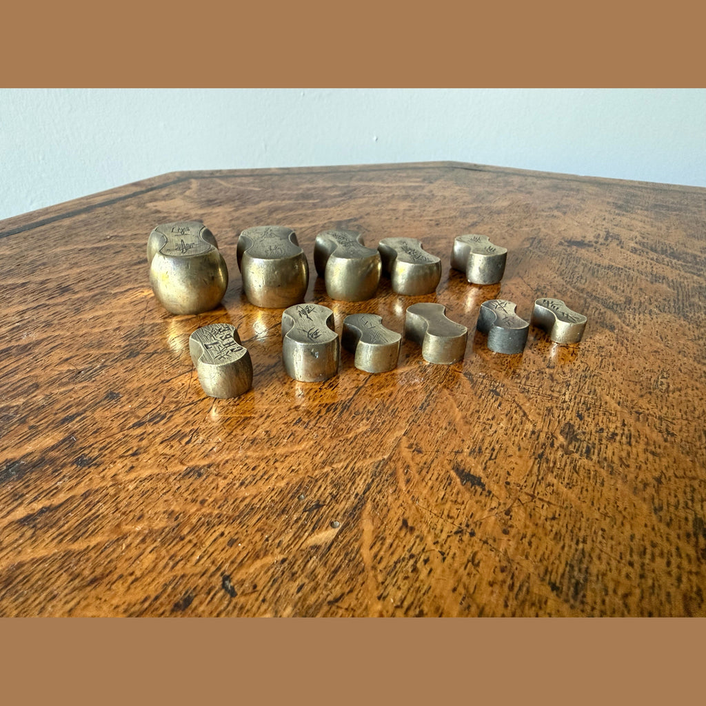 Vintage Calligraphy weights
