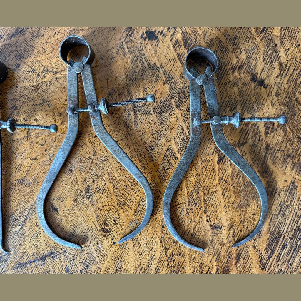 Vintage engineering tools, Calipers.