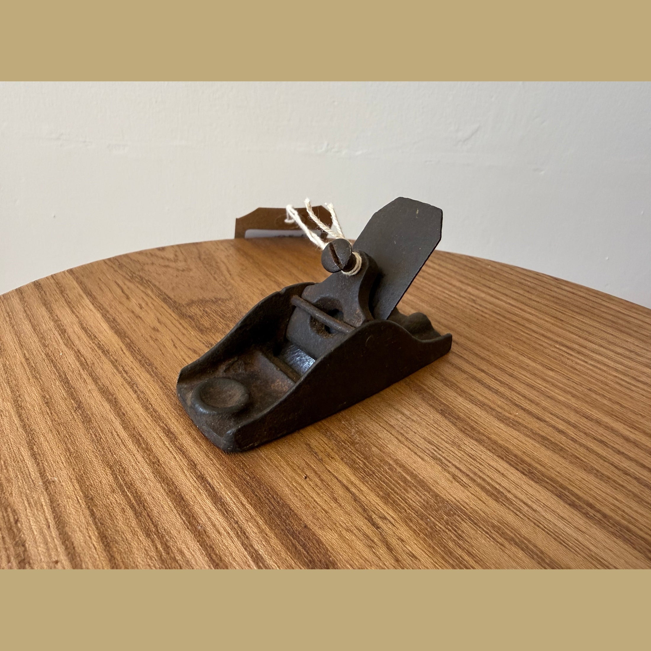 Vintage small block plane