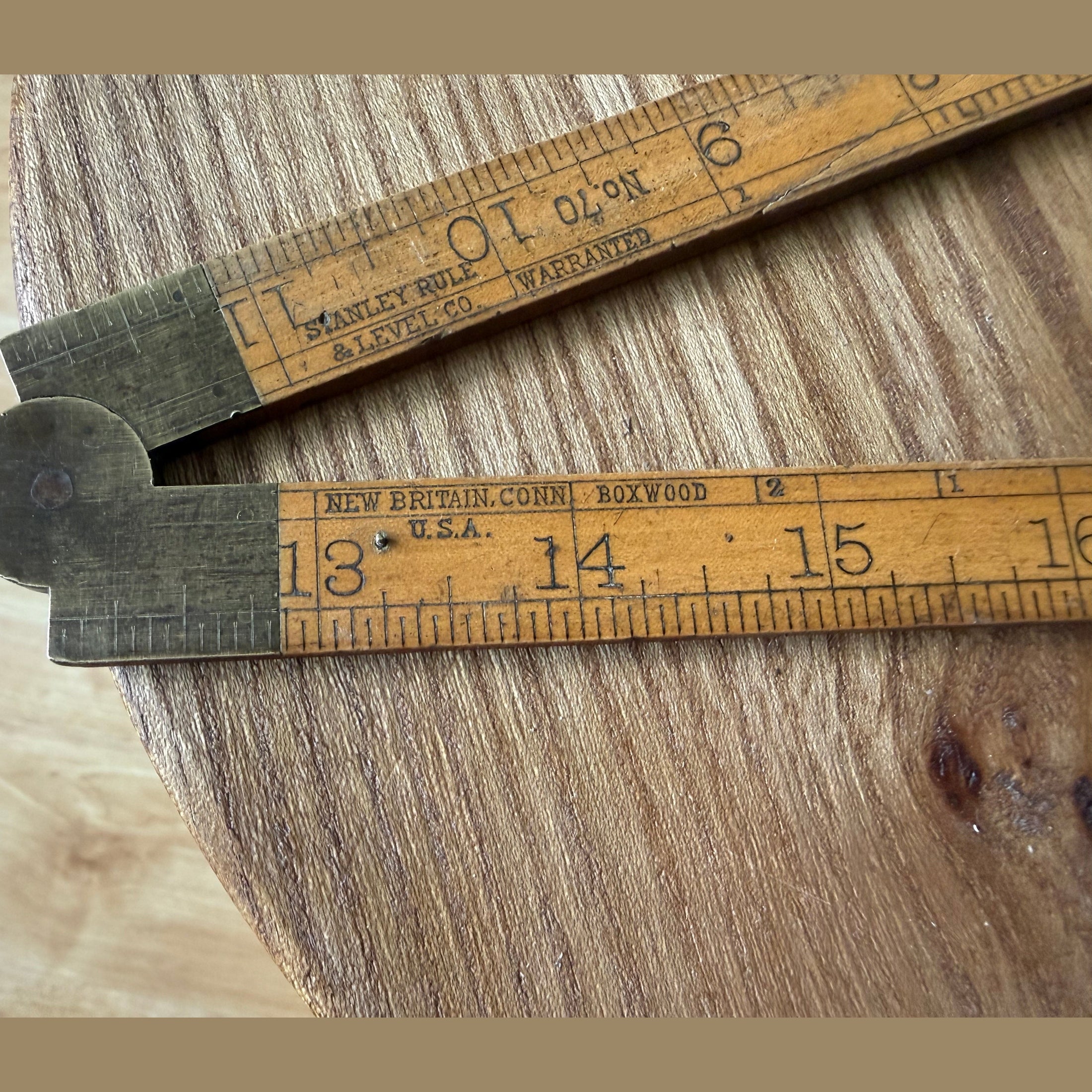 Vintage Stanley rule and level co ruler. No 70.