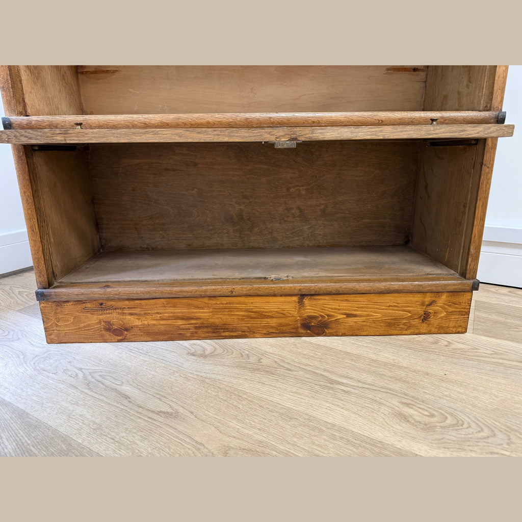 Globe Wernicke Style Sectional Bookcase