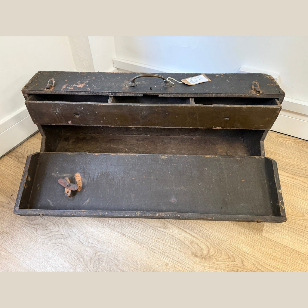 Vintage carpenters tool box/chest
