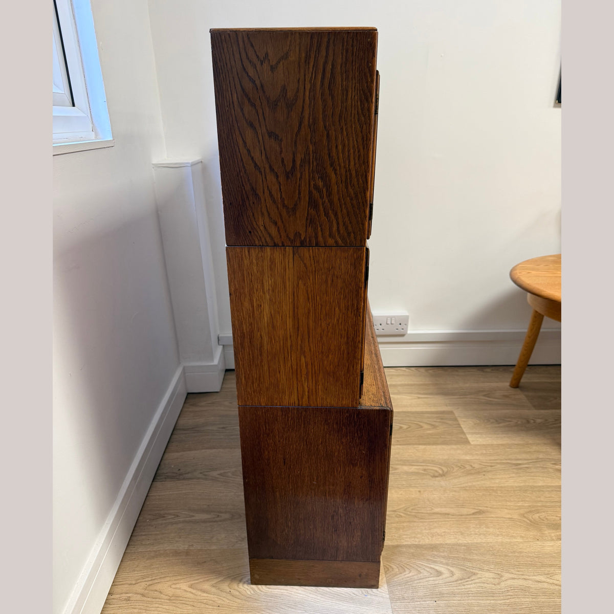 Vintage Minty 3 Tier oak bookcase.